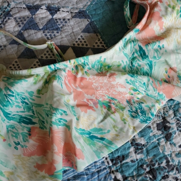 Old Navy bikini bundle - Picture 8 of 8